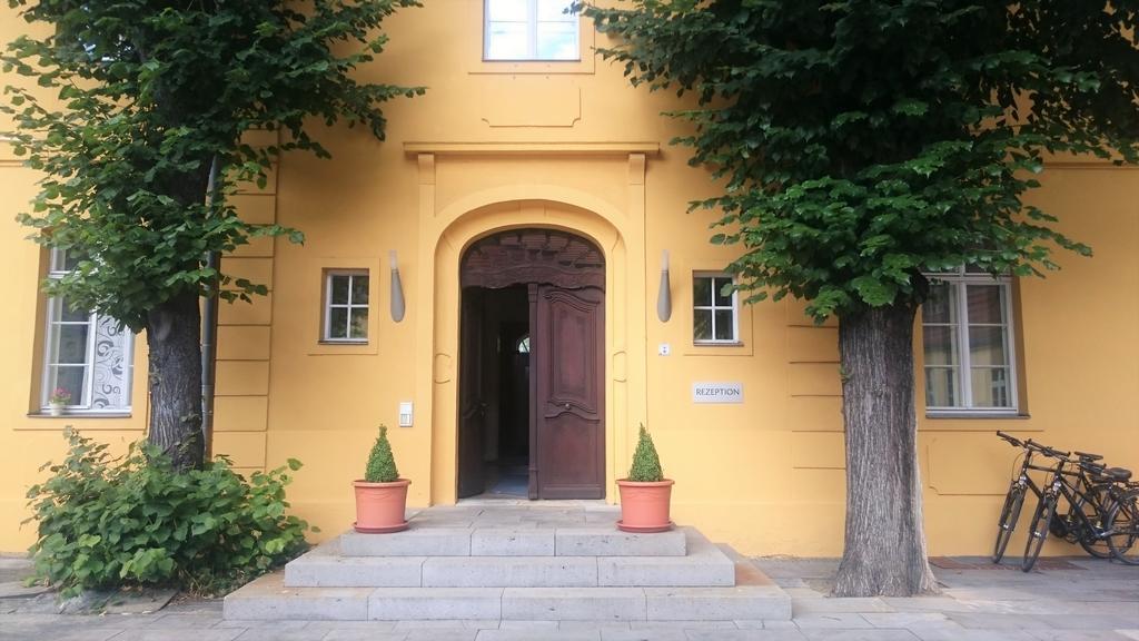 Hotel Vierseithof Luckenwalde Esterno foto